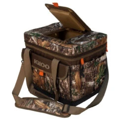 Igloo Realtree Square Cooler Bag -Quality Fishing Supplies Store igloo 00063015 realtree square cooler bag 42026.1650936315